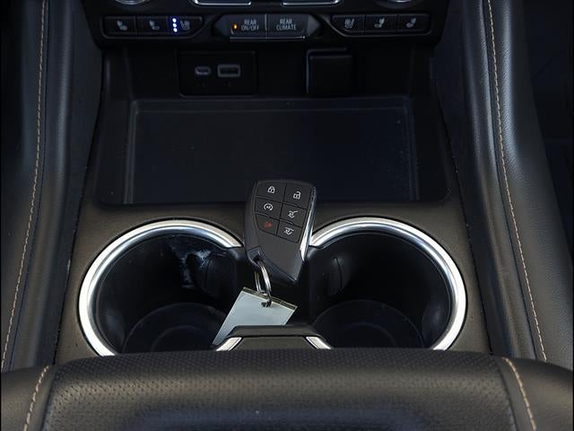 2023 GMC Yukon XL AT4