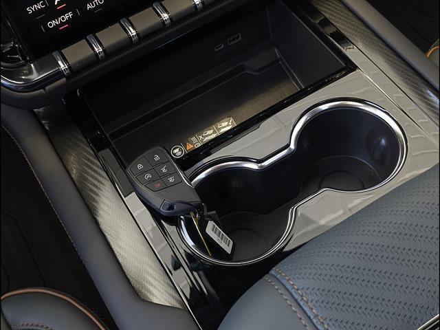 2026 GMC Yukon XL AT4 - Photo 27