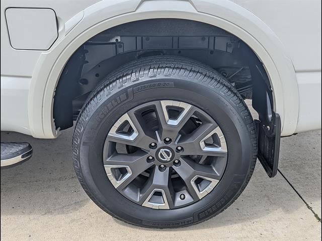 2021 Nissan TITAN Crew Cab Platinum Reserve 4x4