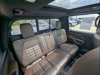 2021 Nissan TITAN Crew Cab Platinum Reserve 4x4