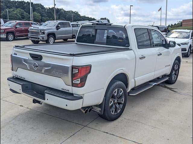 2021 Nissan TITAN Crew Cab Platinum Reserve 4x4
