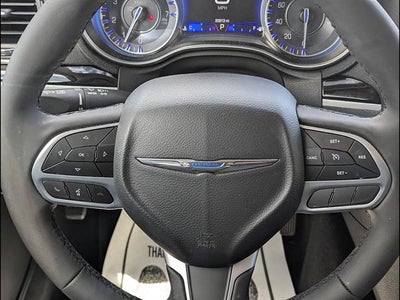 2023 Chrysler 300 Touring L
