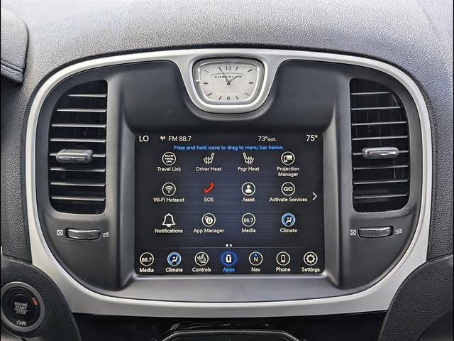 2023 Chrysler 300 Touring L