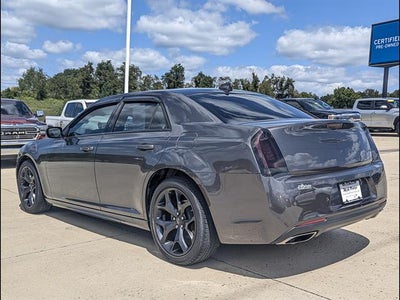 2023 Chrysler 300 Touring L