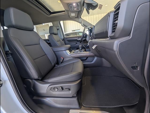 2026 GMC Sierra 1500 SLT - Photo 16
