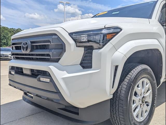 2026 Toyota Tacoma 4WD SR5