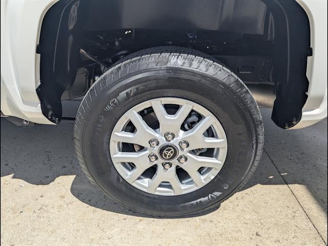 2026 Toyota Tacoma 4WD SR5