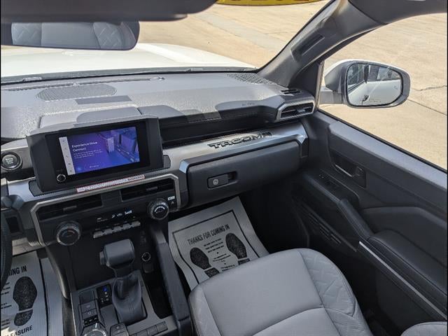 2026 Toyota Tacoma 4WD SR5