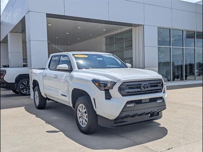 2026 Toyota Tacoma 4WD SR5