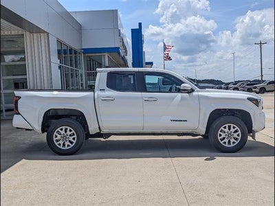 2026 Toyota Tacoma 4WD SR5