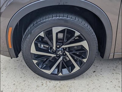 2023 Mitsubishi Outlander SEL