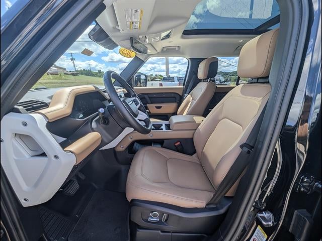 2025 Land Rover Defender 130 P400 S