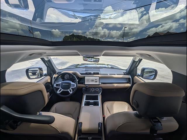 2025 Land Rover Defender 130 P400 S