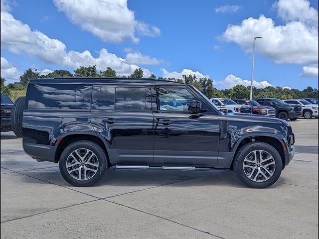 2025 Land Rover Defender 130 P400 S