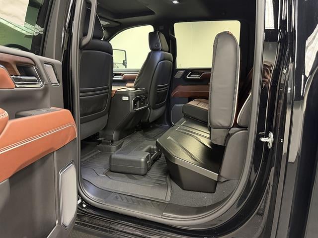 2026 GMC Sierra 3500 HD Denali Ultimate DRW