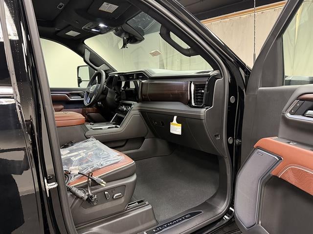 2026 GMC Sierra 3500 HD Denali Ultimate DRW