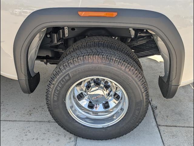 2026 GMC Sierra 3500 HD SLE DRW