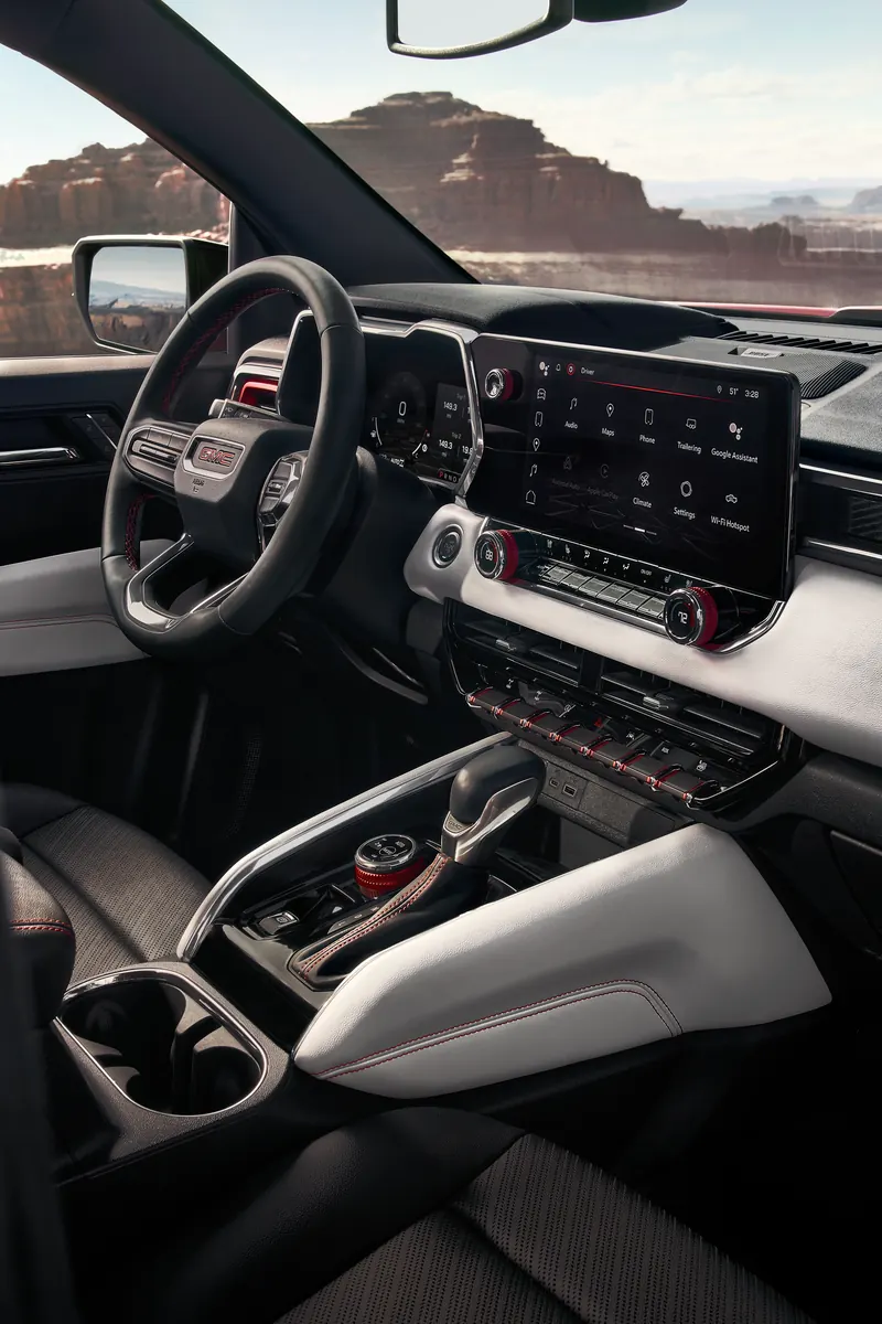2026 GMC Canyon infotainment system at Mark Porter GMC in POMEROY OH