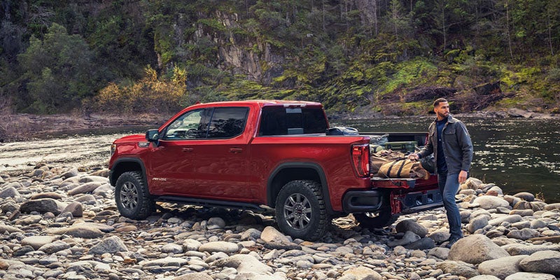 2026 GMC Sierra 1500 highlighting towing and hauling capability